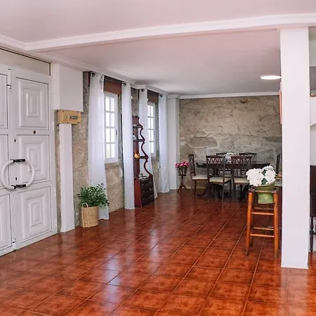 Vistas De Lujo Al Lado Del Mar By * Moaña