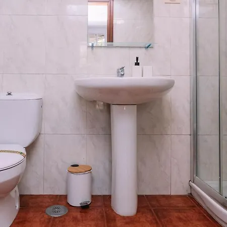 Vistas De Lujo Al Lado Del Mar By