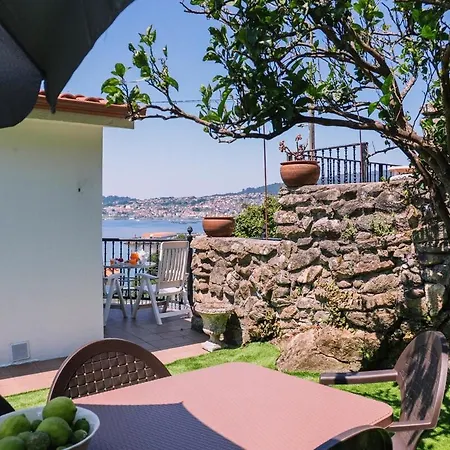 Vistas De Lujo Al Lado Del Mar By Nyaraló Moaña