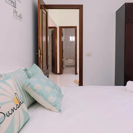 Vistas De Lujo Al Lado Del Mar By Moaña